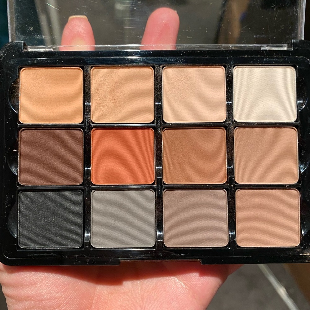 Viseart Neutral Mattes Eyeshadow Palette